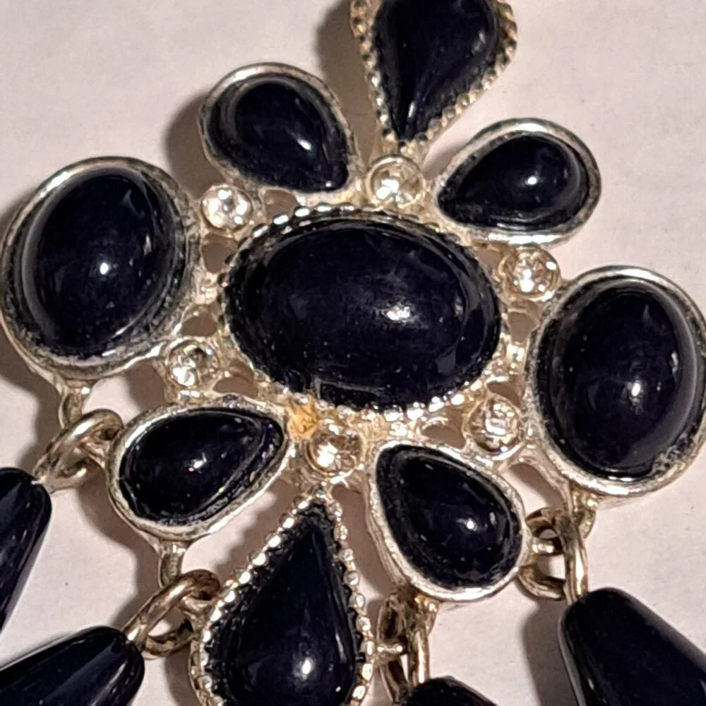 NWT Avon navy blue almost black silver tone necklace and earring set - Picture 6 of 9